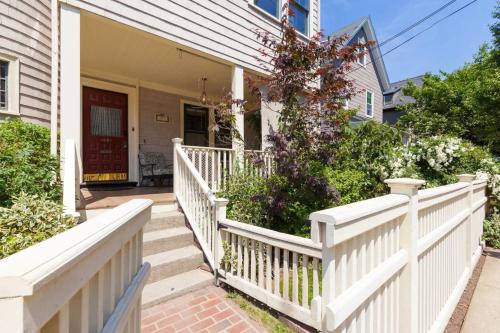 Observatory Hill Apartment | Charming Harvard Victorian