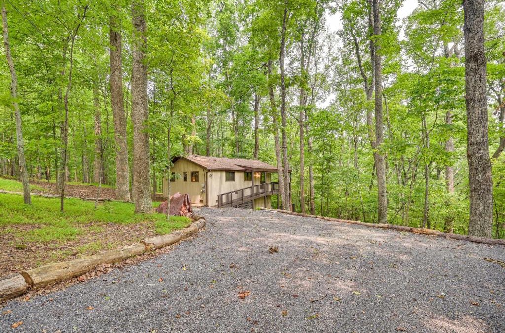 The Woods House | Charming Hedgesville Retreat with Deck and Fireplace!