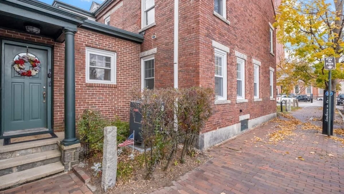Downtown Condo | Charming & Historic 2BR Oasis in Downtown Luxury