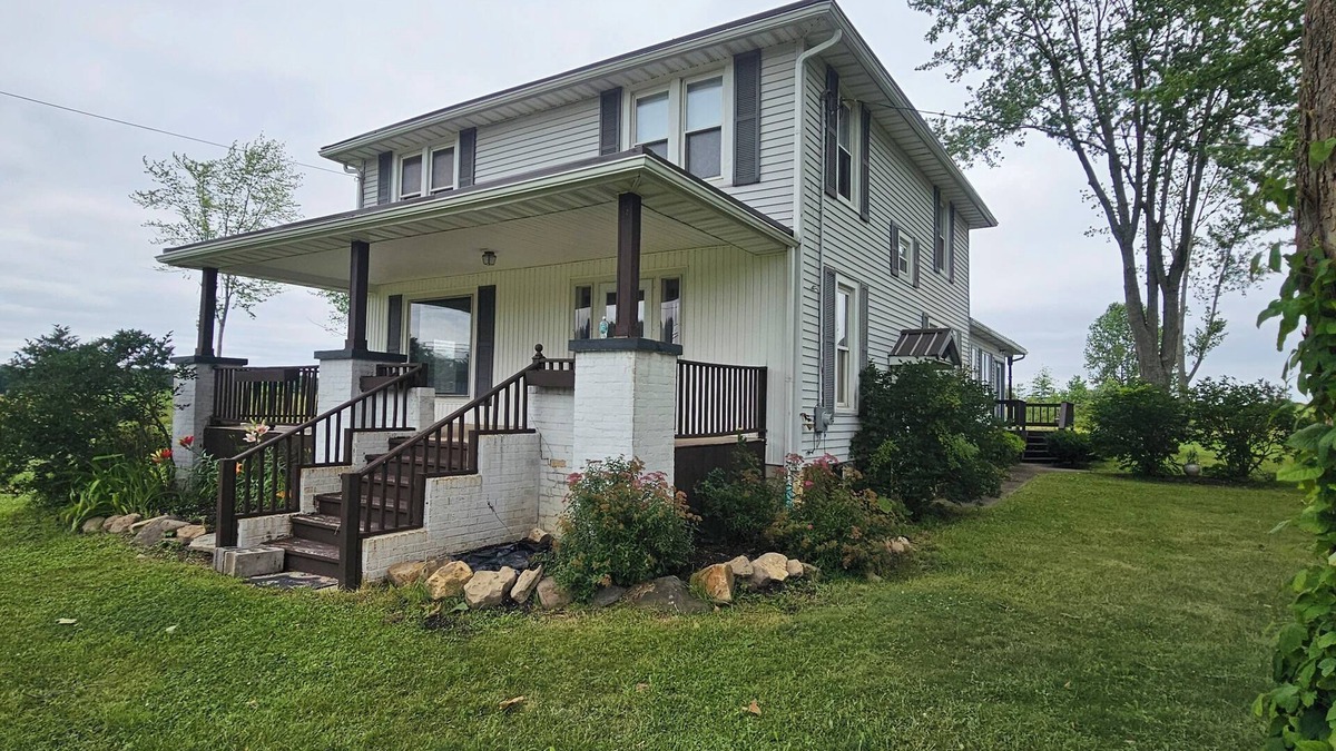 Rock Creek Other | Charming & Historic 4-bedroom Farmhouse in Rock Creek with HVAC, WiFi