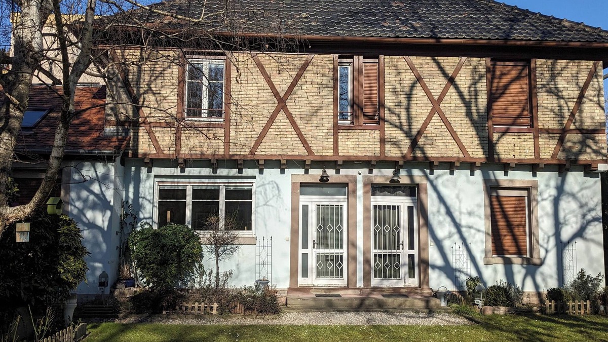 Colmar Cottage | Charming holiday apartment LE PETIT PARC in Colmar - Duplex with garden