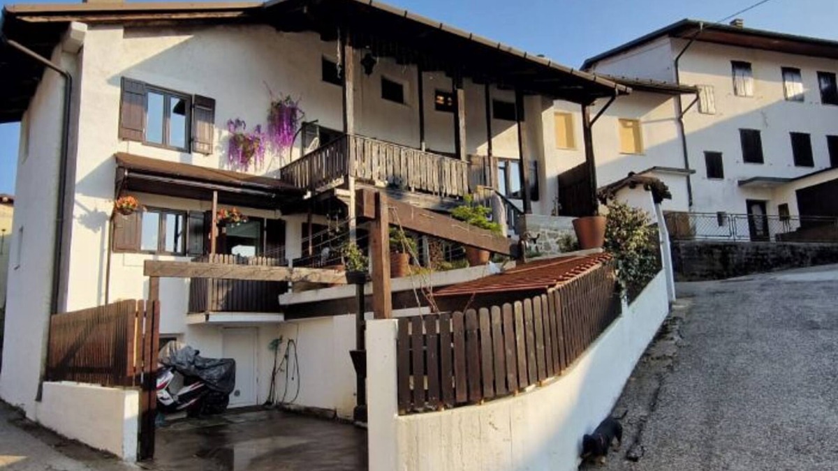 Priuso House | Charming Holiday Home for up to 10 Guests – Your Peaceful Retreat Awaits