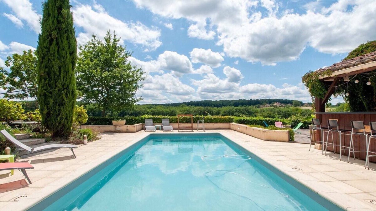 Degagnac House | Charming holiday home with pool