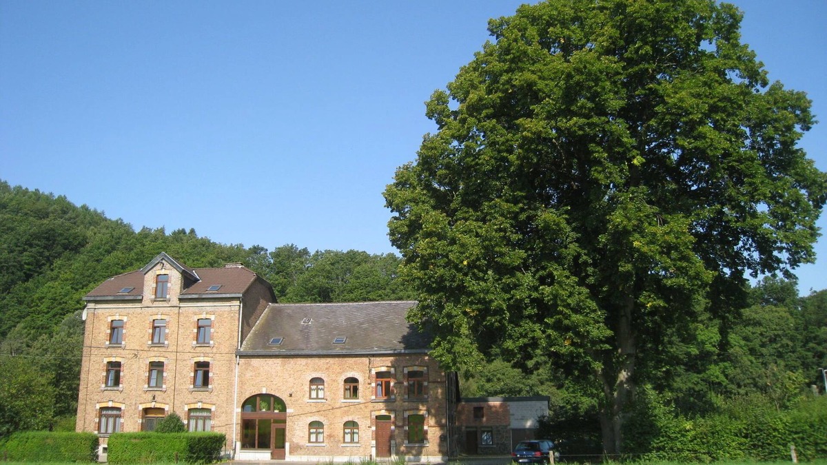 Coo House | Charming Holiday Home in Coo