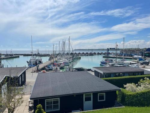 Rødvig House | Charming holiday home on the harbour (5 persons)