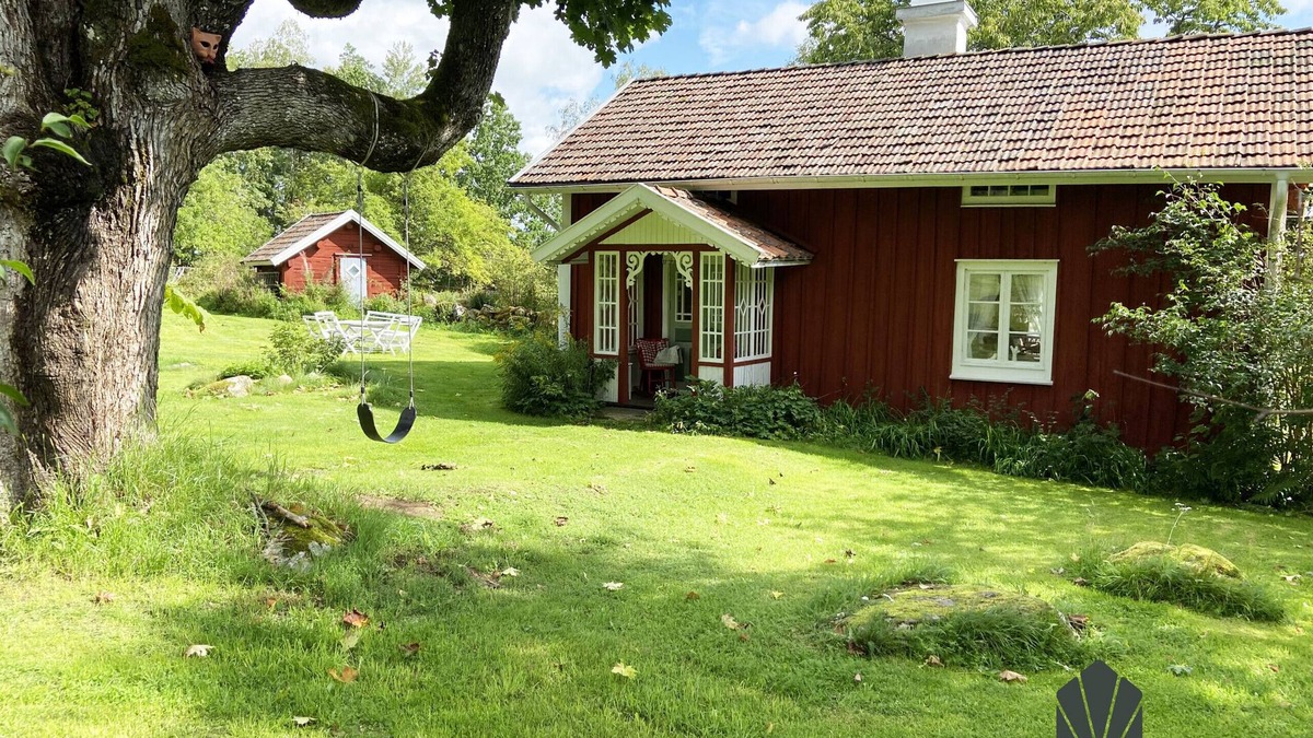 Bor House | Charming holiday house with unique garden outside Värnamo | SE07039