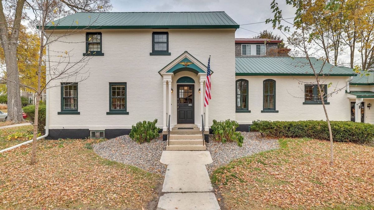 Winona House | Charming Home: 3 Blocks to Winona State University