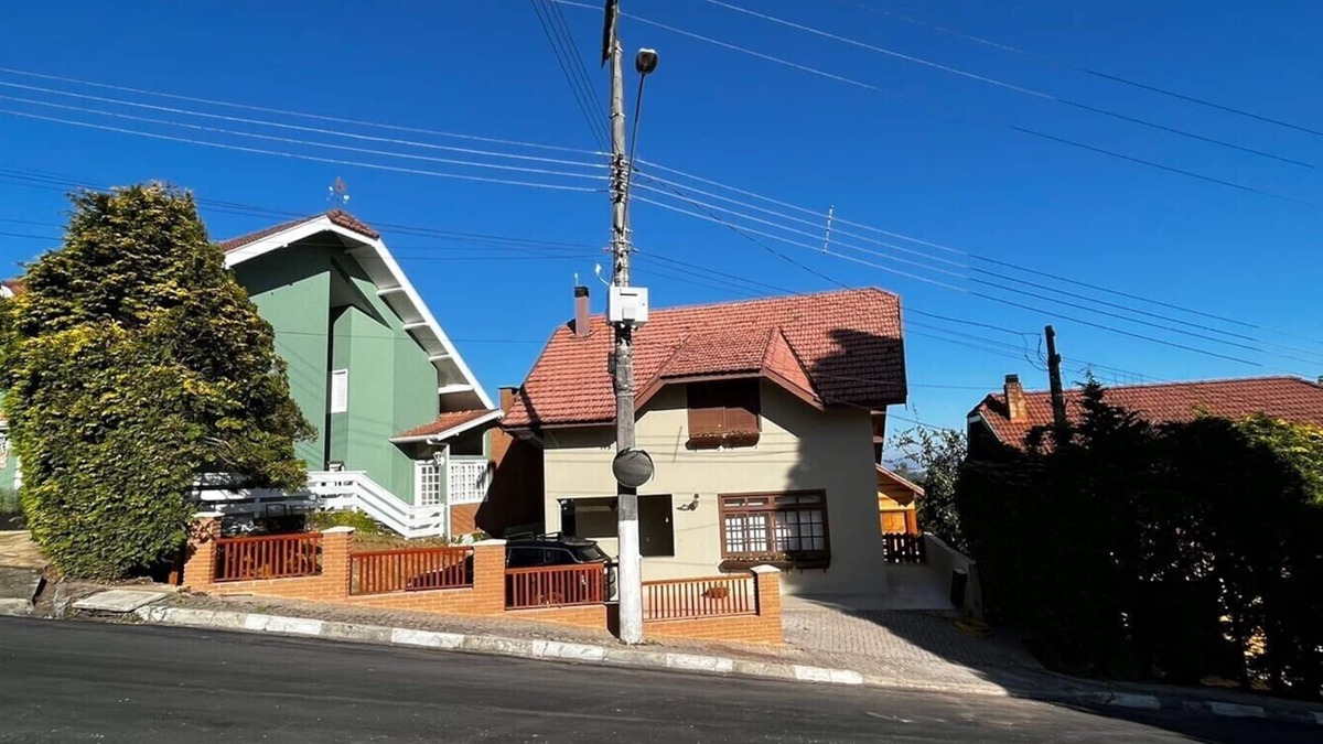 Vila Poran House | Charming home in Gated Community
