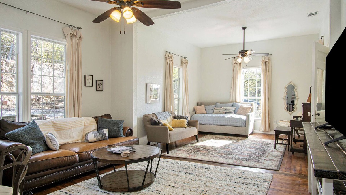 Mineral Wells House | Charming home, downtown Mineral Wells