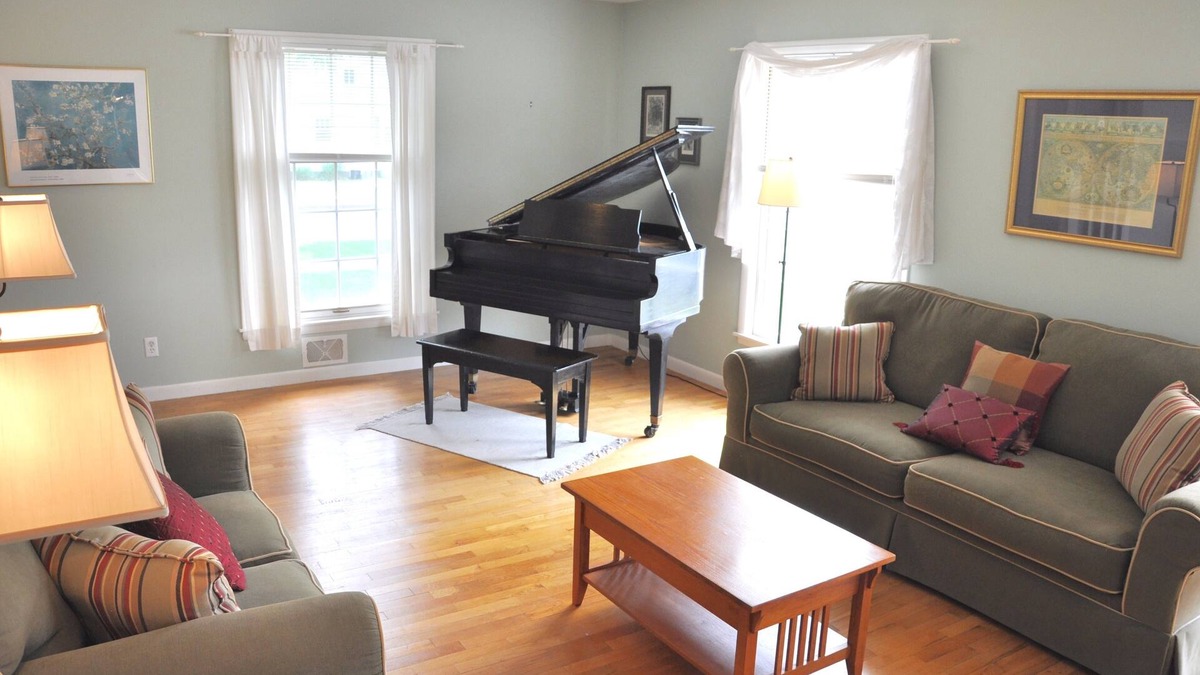 Holland House | Charming Home In Quiet Location Near Downtown Holland!