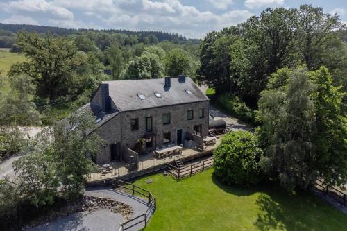 Erezee House | Charming Home in Rural Setting with Sauna