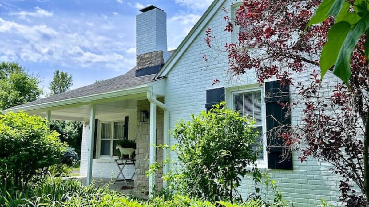 Claverack-Red Mills House | Charming home on acreage, 10 mins to Hudson