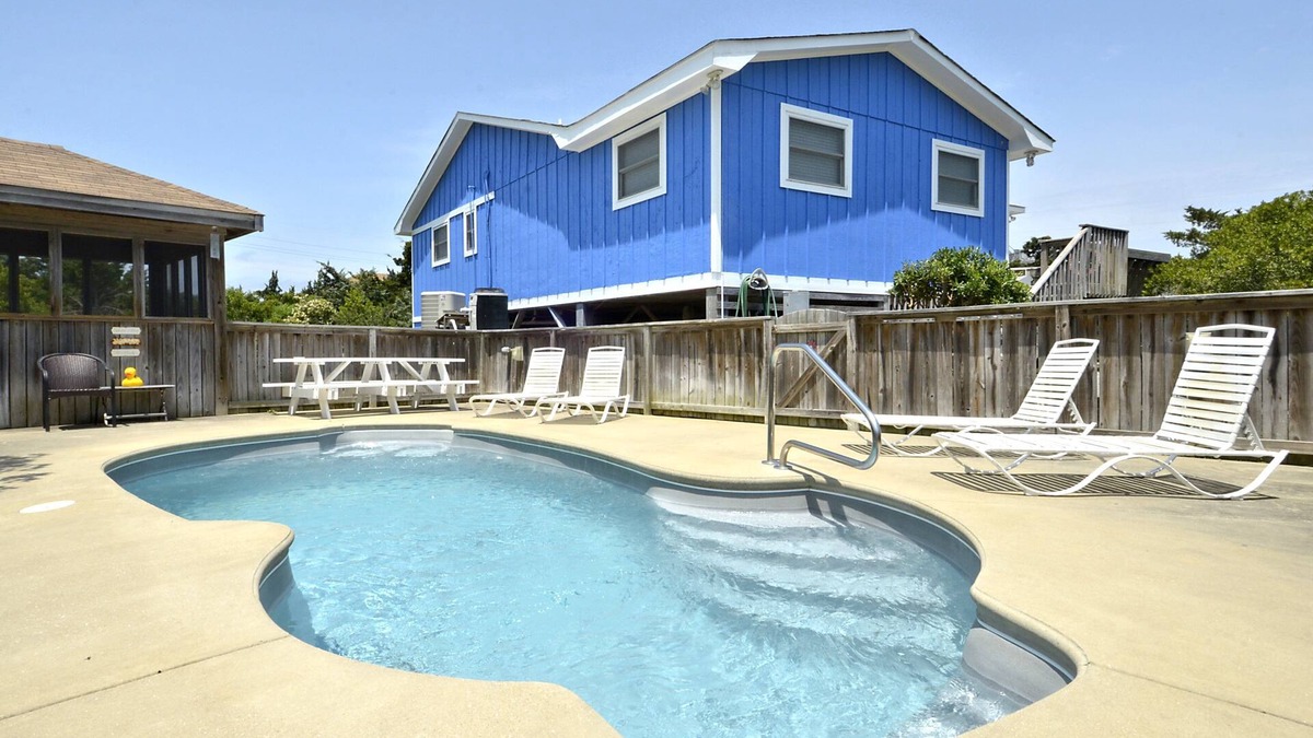 Salvo Cottage | Charming home on quiet street, pool & spa. Perfect review scores, no junk fees