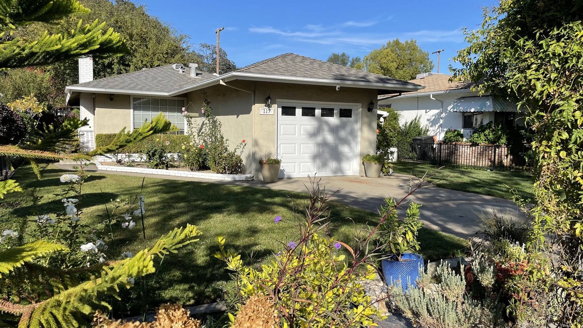 Roseville House | Charming Home
