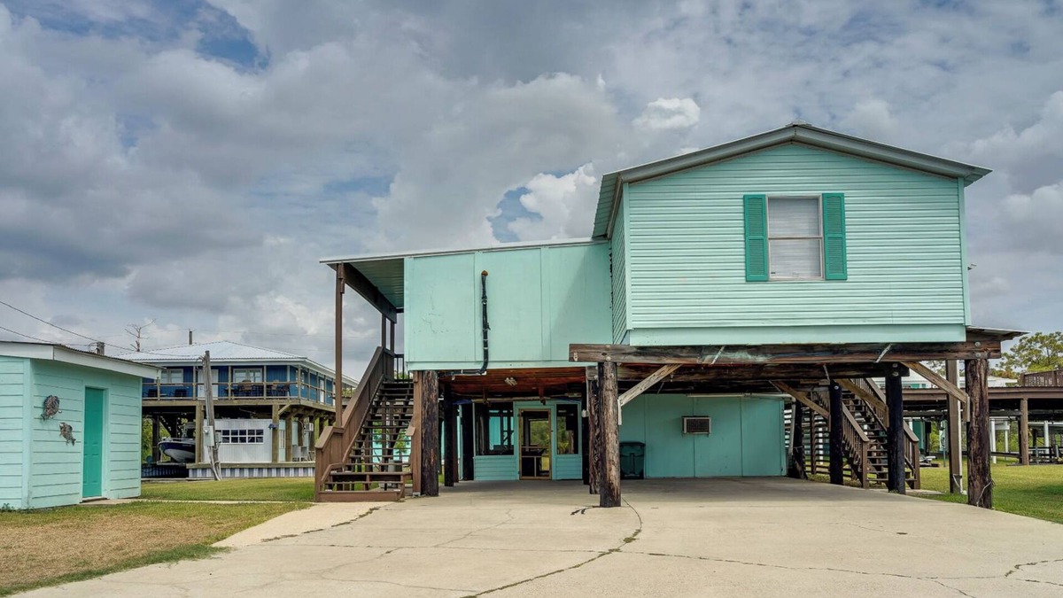 Lake Charles House | Charming Home w/Dock, Fishing Retreat on the Lake