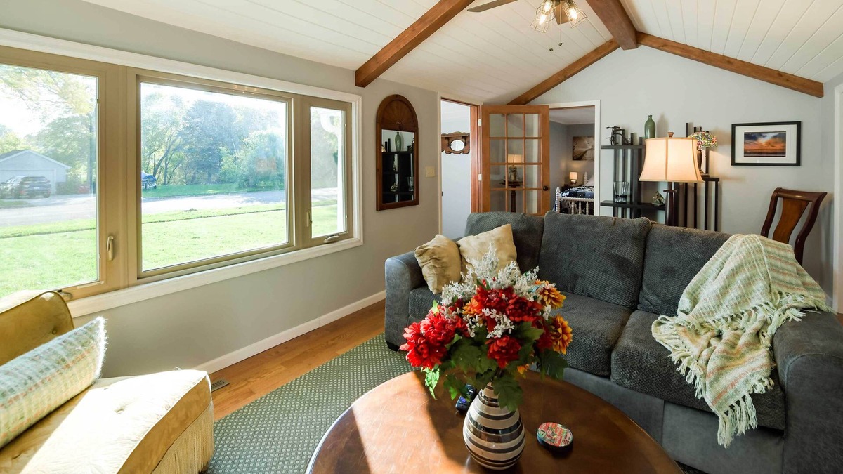 Fergus Falls House | Charming Home w/ Patio Near Otter Tail River!