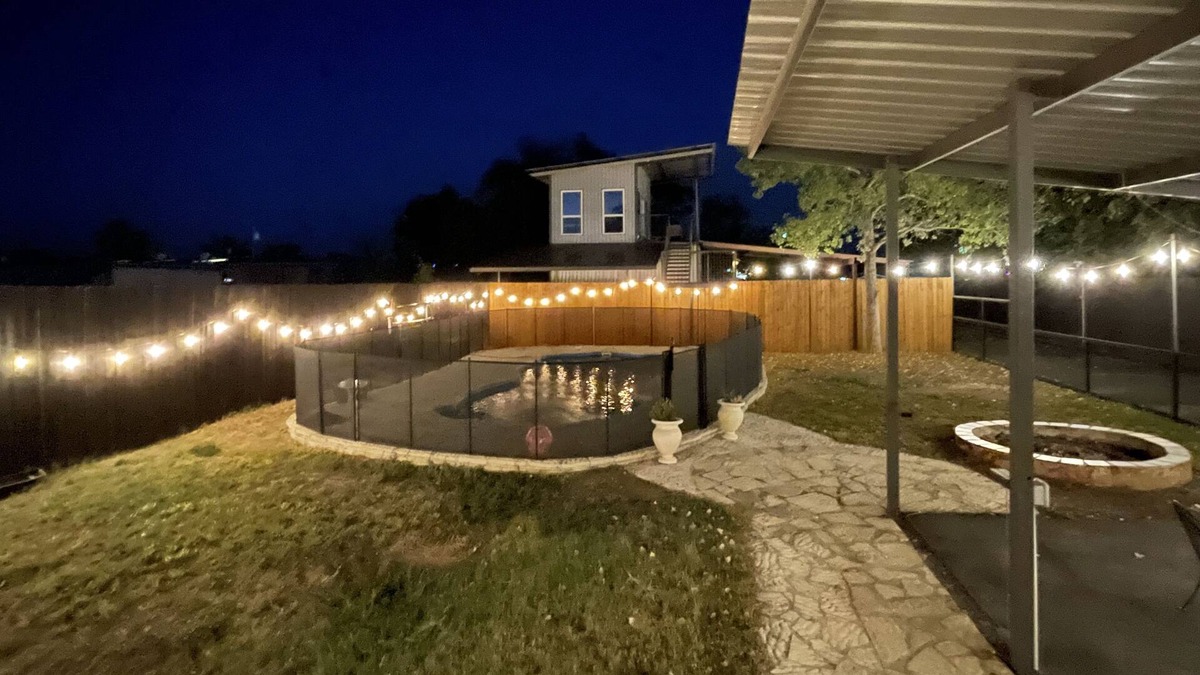 Boerne House | Charming Home w Pool, backs up to Main St Boerne