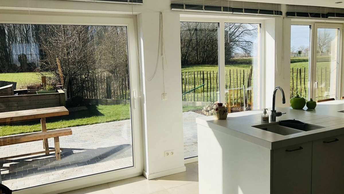 Zuienkerke House | Charming Home with Garden