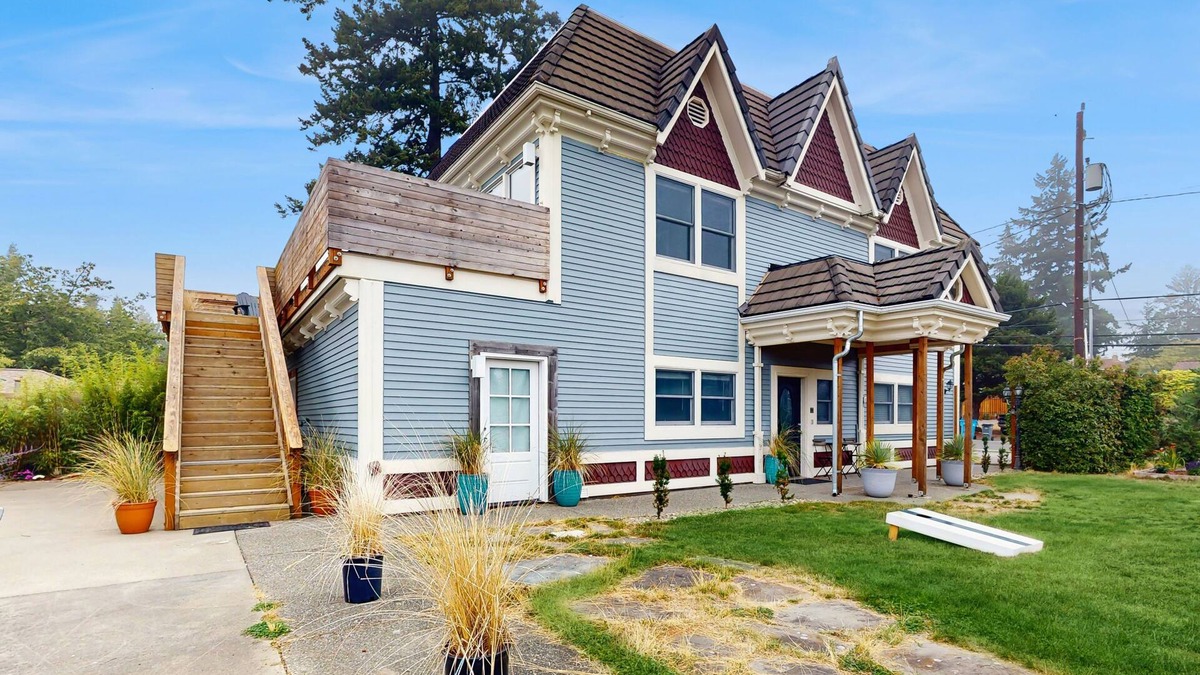 Richmond Beach House | Charming home with expansive views, dog-friendly, large yard with yard games