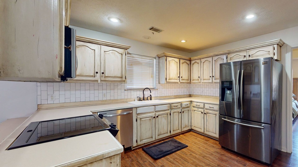 Conway House | Charming home with indoor fireplace, outdoor firepit, and private washer/dryer