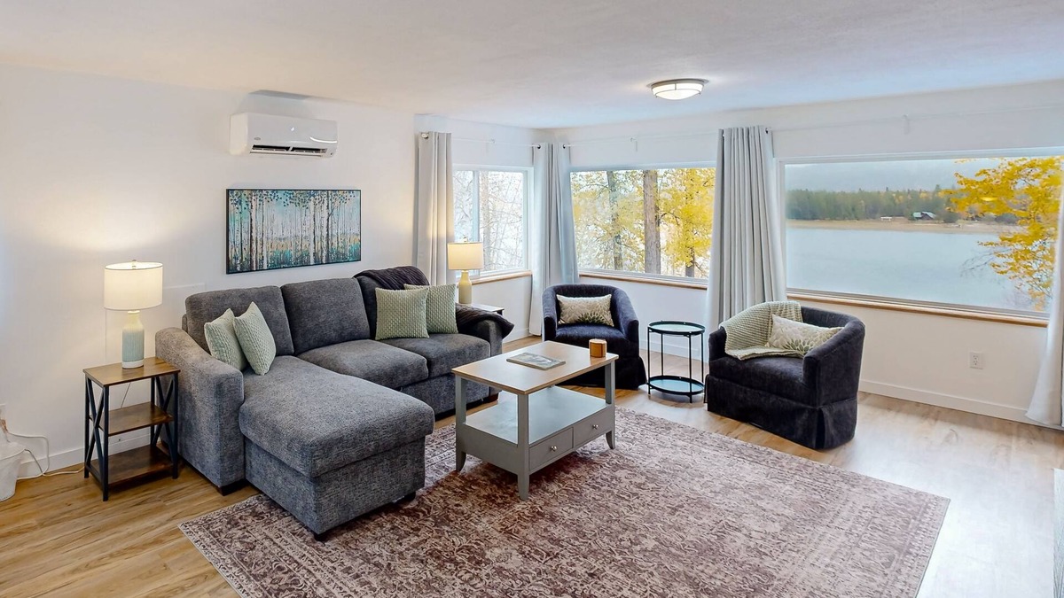 Sandpoint House | Charming home with river views, spacious patio, BBQ, WiFi and streaming