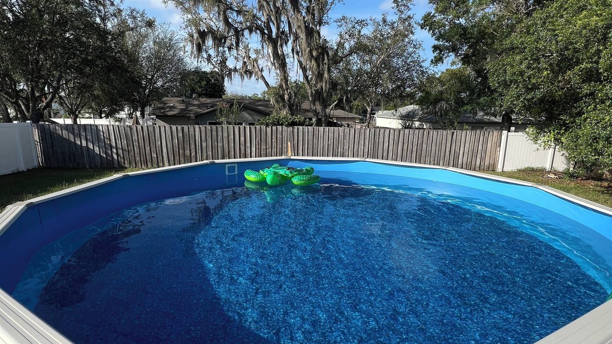 Spring Hill House | Charming Home with Pool