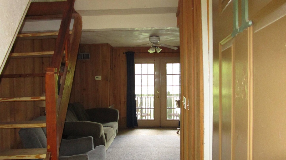 Mayo Hotel | Charming hotel in lovely Mayo with AC, WiFi, fitness room