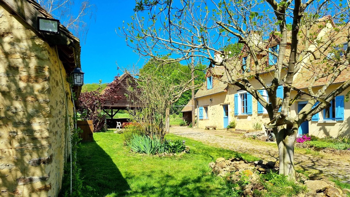 Briosne-les-Sables Other | Charming house, near Le Mans and Belleme