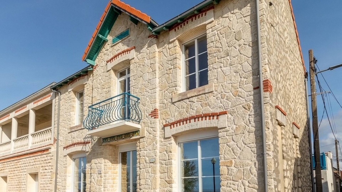 Quartier du Casino House | Charming House, 3 Bdrms, Aircon, Parking in Châtelaillon-Plage