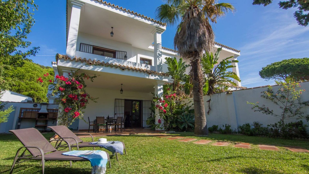 Los Canos de Meca House | Charming house located only 200 meters from the beach and by the Natural Park