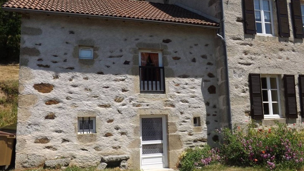 Lorcieres Cottage | Charming house 2 bedrooms, garden, pets allowed