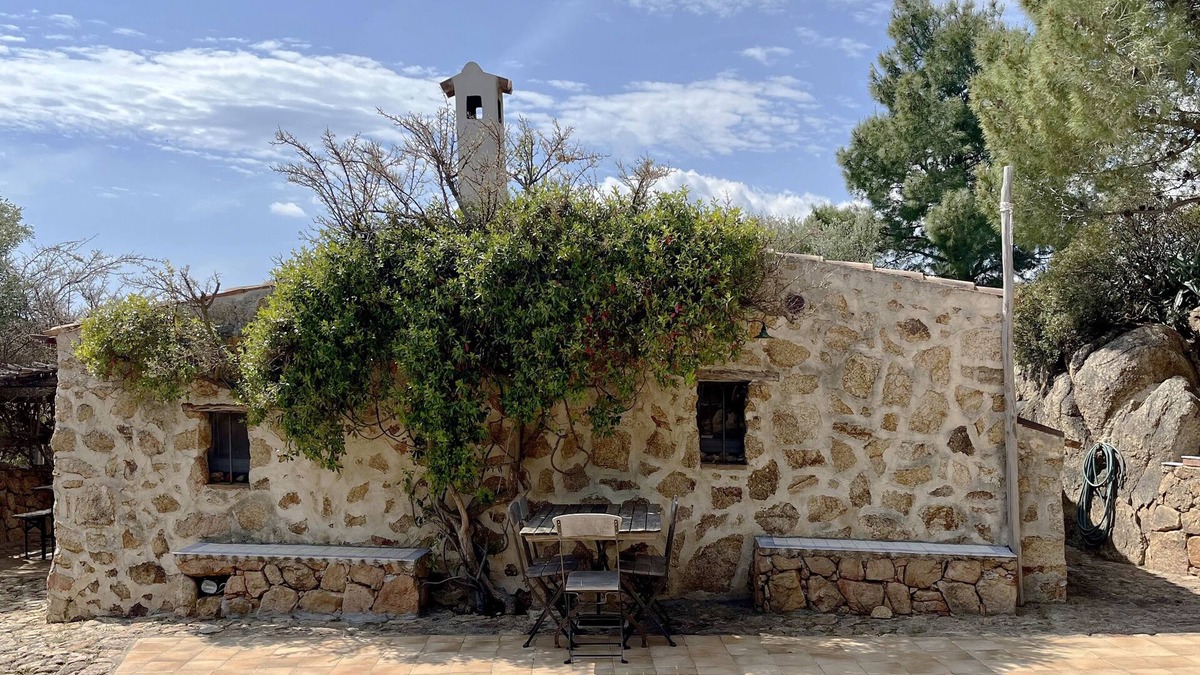 Orosei House | Charming house, beautiful garden, 10 minutes from the beach
