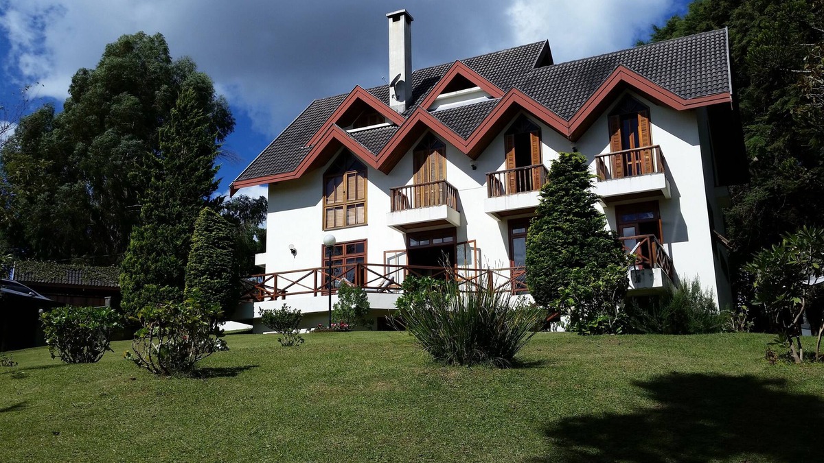 Alto da Boa Vista House | Charming house of 5 qtos on land of 3000m2, Wifi, barbecue and silence #