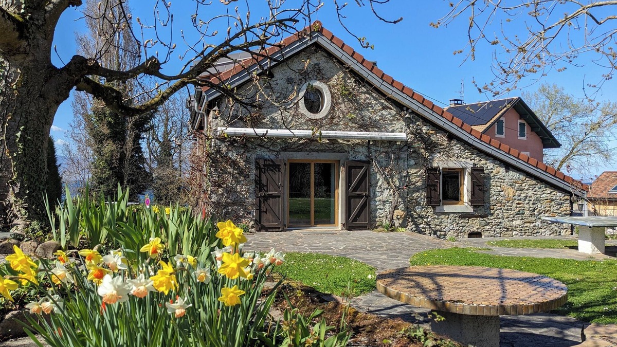 Anthy-sur-Leman House | Charming house on the shores of Lake Geneva