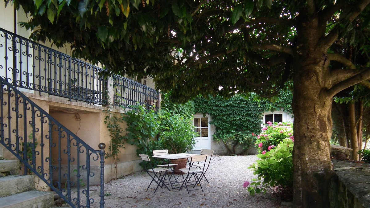 Barizey Cottage | Charming house in Burgundy near Givry free and W. E and holidays