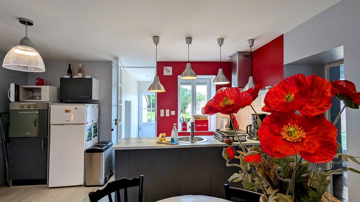 Saint-Marcel Cottage | Charming house in the heart of Berry with garden and terrace