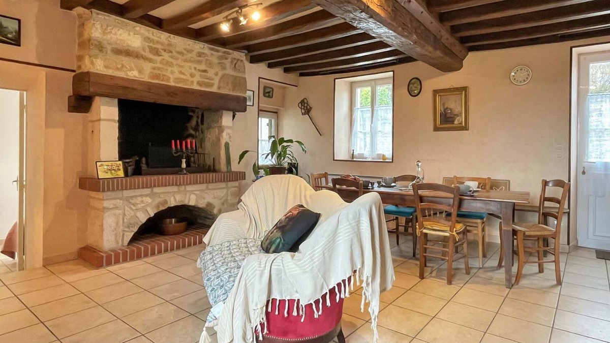 Rabodanges Cottage | Charming house in Rabodanges near the lake
