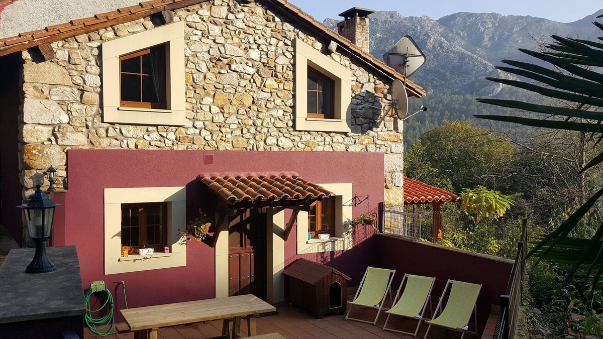 Prado House | Charming House in Ribadesella. Sea and mountain 2 to 5 people