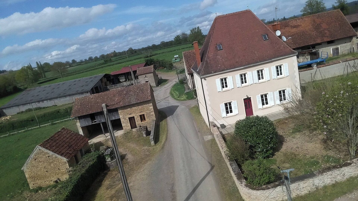 Viry House | Charming house in the Charolais countryside overlooking the valley