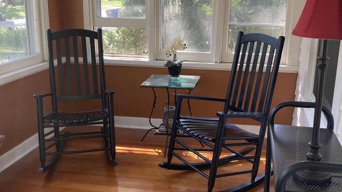 Neenah House | Charming house on Beautiful Doty Island