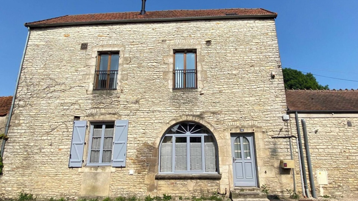 Joux-la-Ville House | Charming house with swimming pool in Burgundy