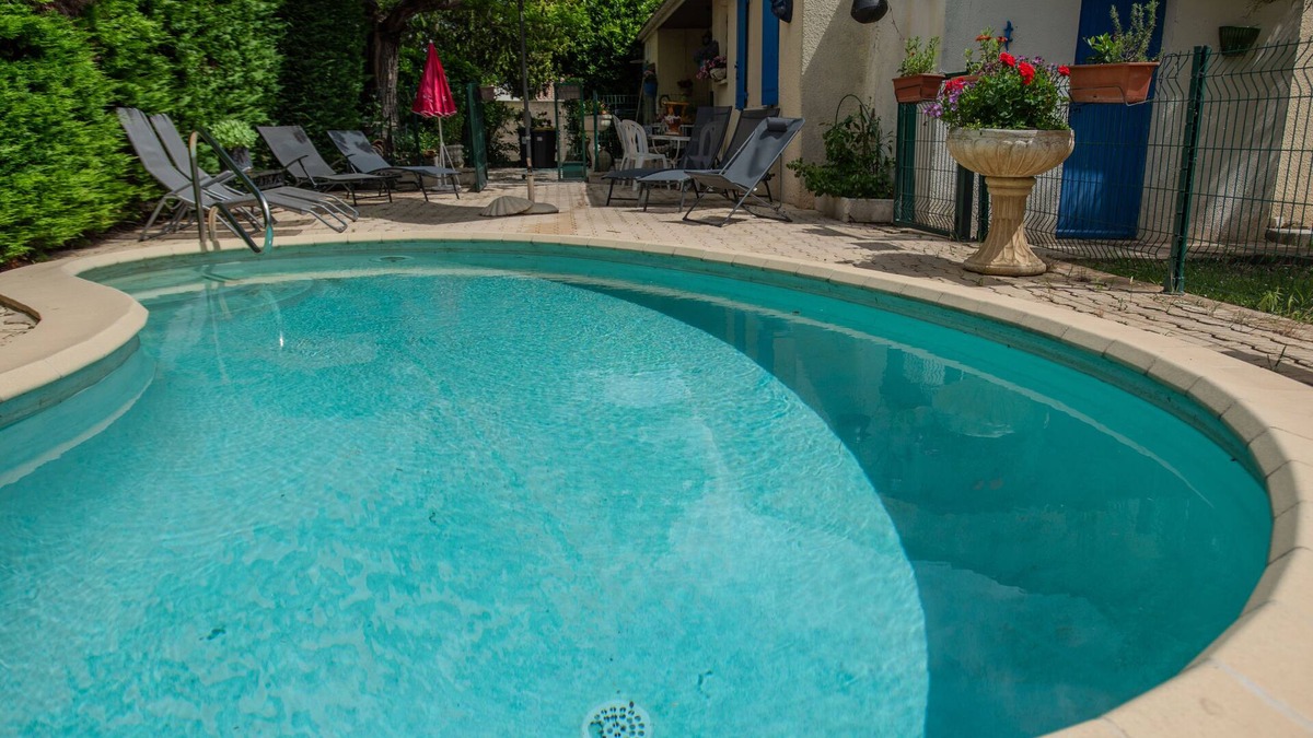 Clarensac House | Charming house with a garden and a private pool