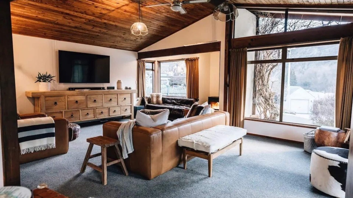 Arrowtown House | Charming House With all the Home Comforts