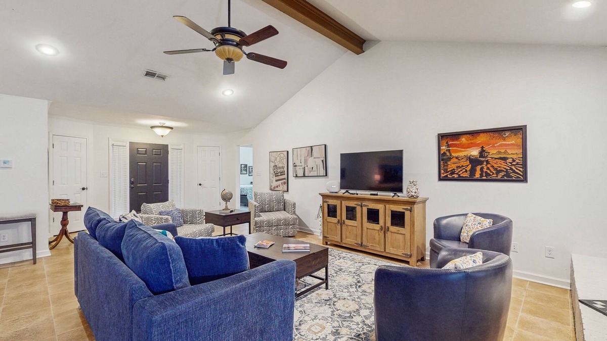 Conway House | Charming House with Cozy Fireplace, Patio, and Washer & Dryer