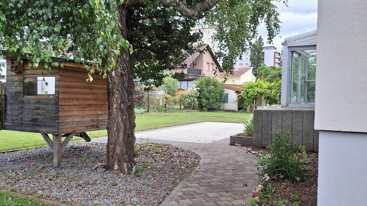 Bourgfelden House | Charming house with large garden 3 minutes from Switzerland