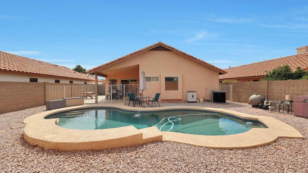 Superstition Springs House | Charming house with Pool, WiFi and AC in fantastic East Mesa