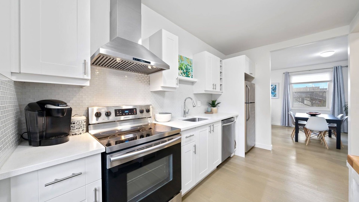 Inglewood House | Charming Inglewood House!
