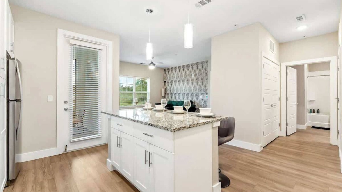 Southeast Orlando Apartment | Charming King Suite, Near Universal & Pet-Friendly