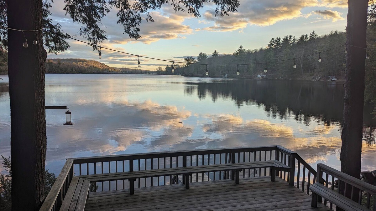 Caroga Lake House | Charming Lakefront Family Home On Coveted, Quiet Green Lake