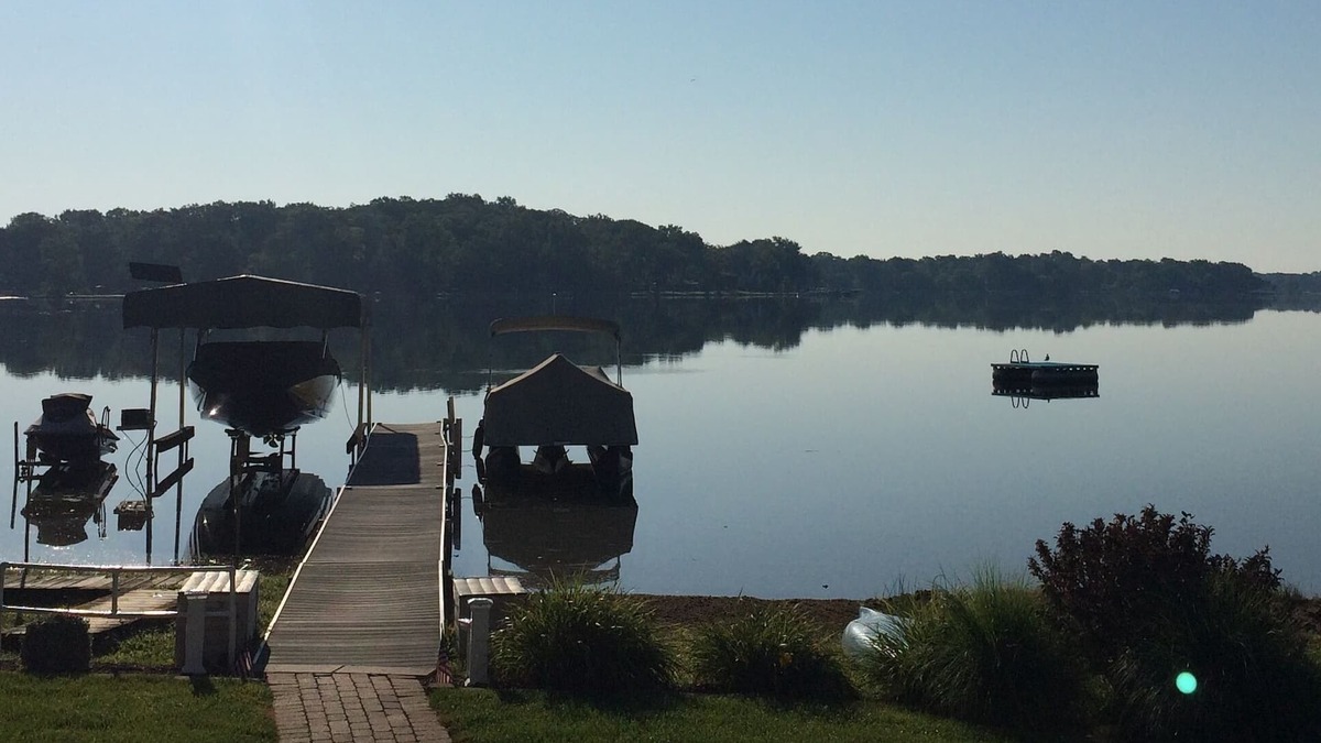 Howell House | Charming Lakefront home on Lake Chemung!